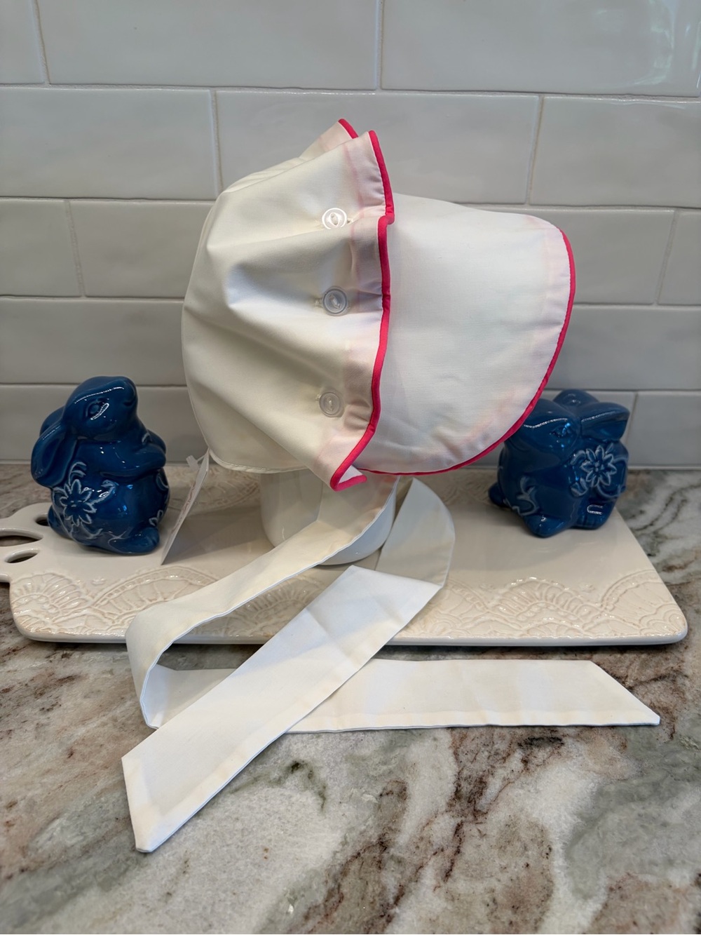 Beaufort Bonnet Company Solid White & Pink Baby Bonnet Size M 9-18 Months NWT - Picture 4 of 6